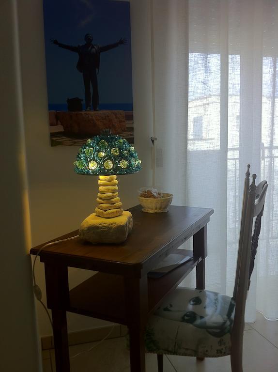Dimora Delle Rondini Bed and Breakfast Polignano a Mare Exteriör bild